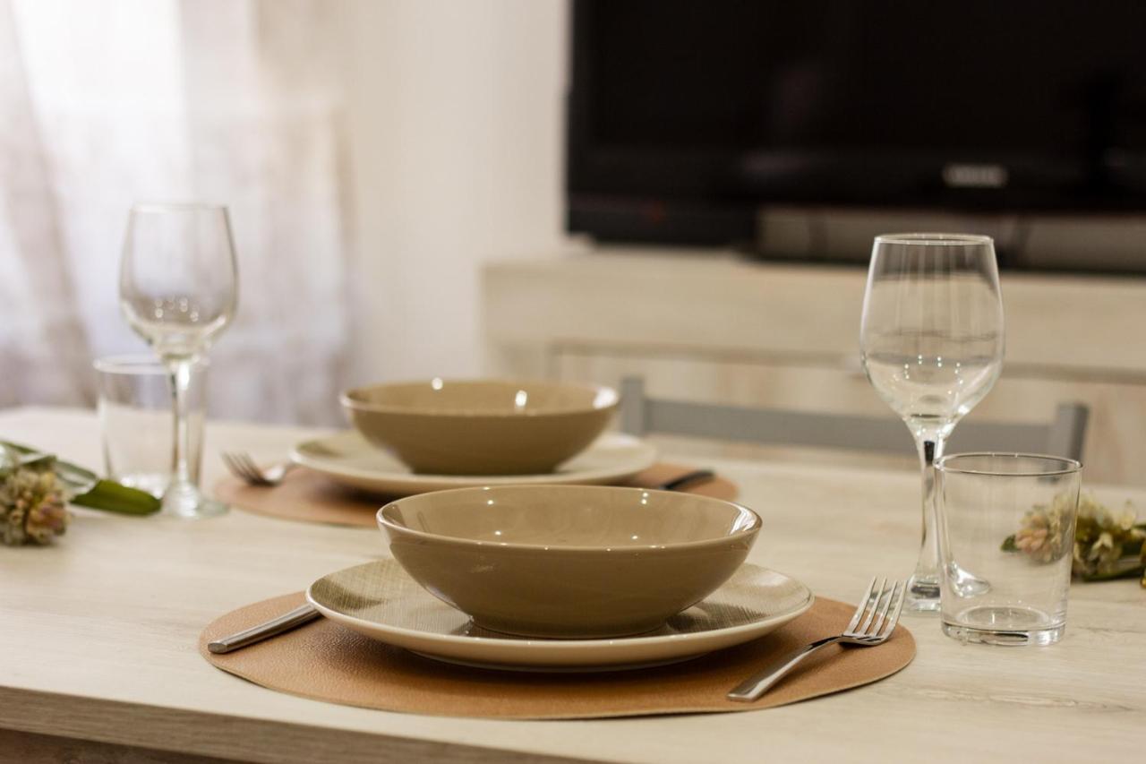 Suite Garibaldi - Smart Holiday Mantova Bagian luar foto